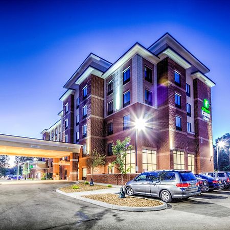 Holiday Inn Express & Suites Cleveland/Westlake, An Ihg Hotel מראה חיצוני תמונה